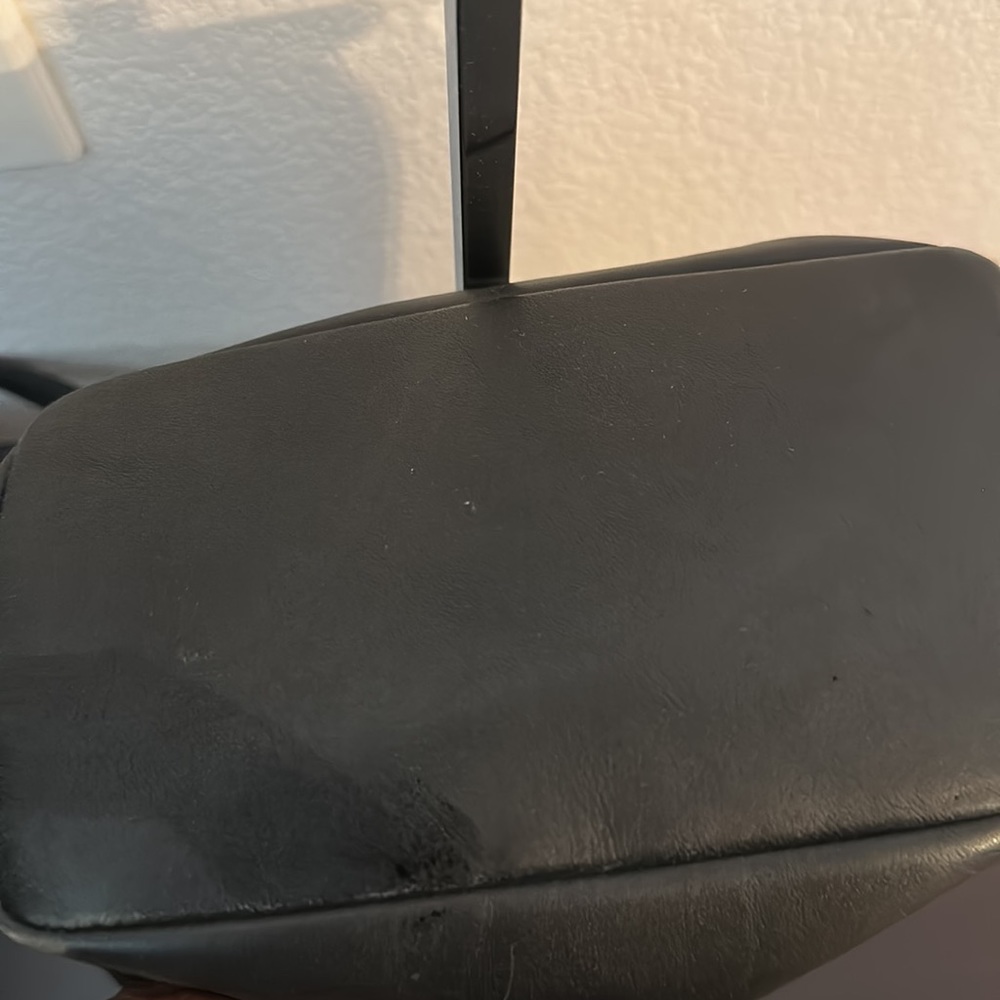 Coach Black Leather Vintage Bucket Bag - Picture 3 of 5